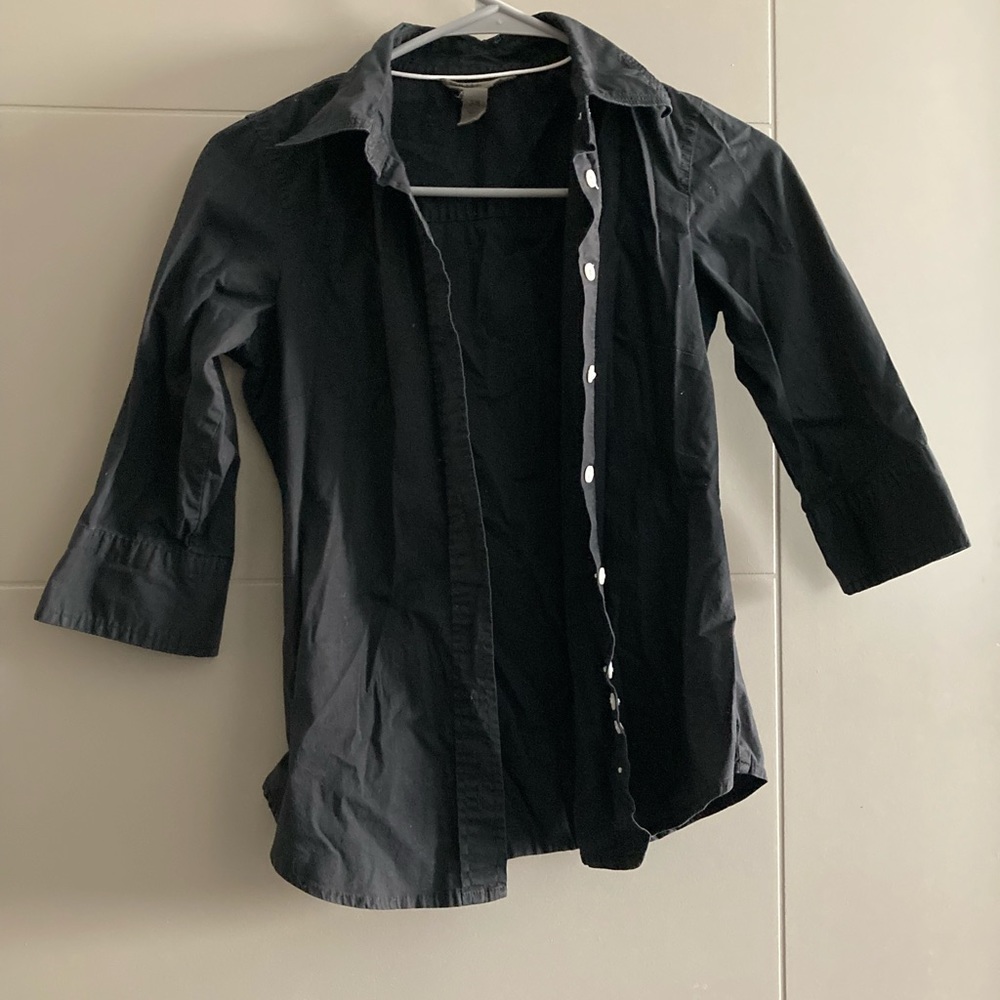 XS Black Simple Button Up